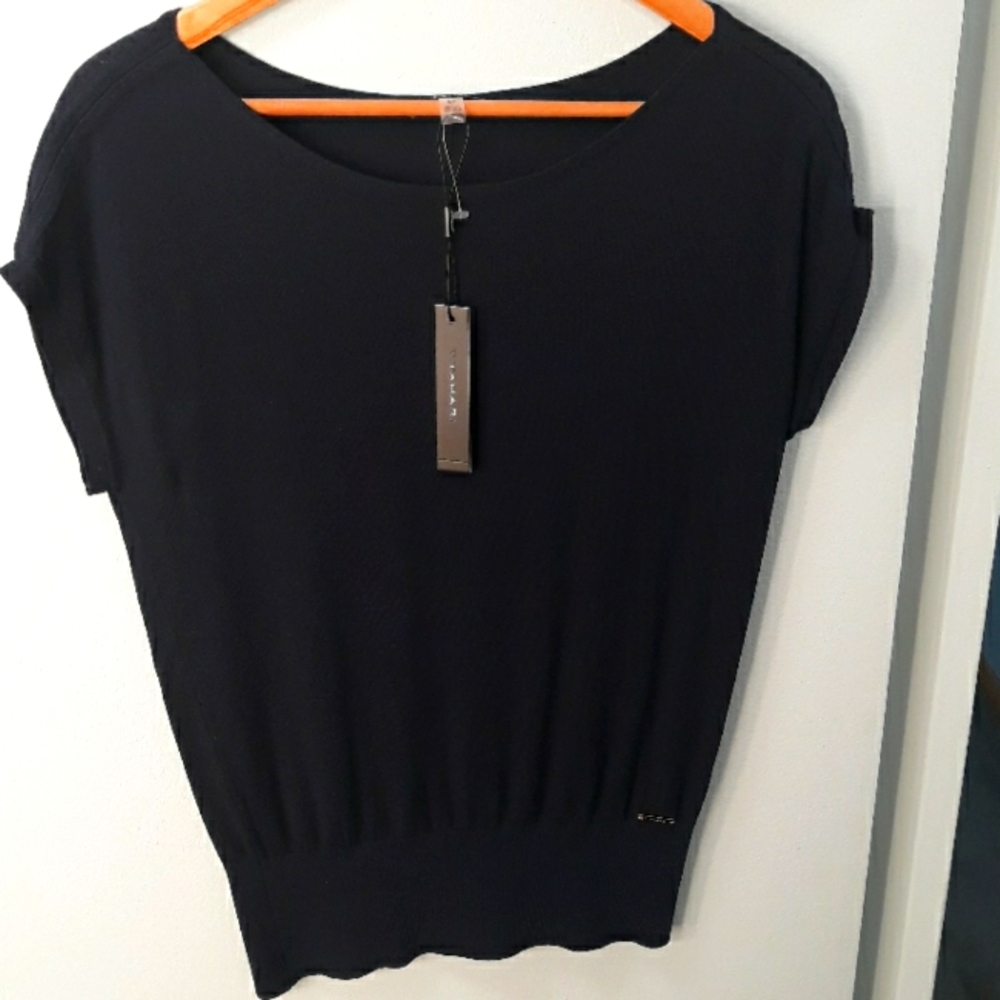 Taheri women's top